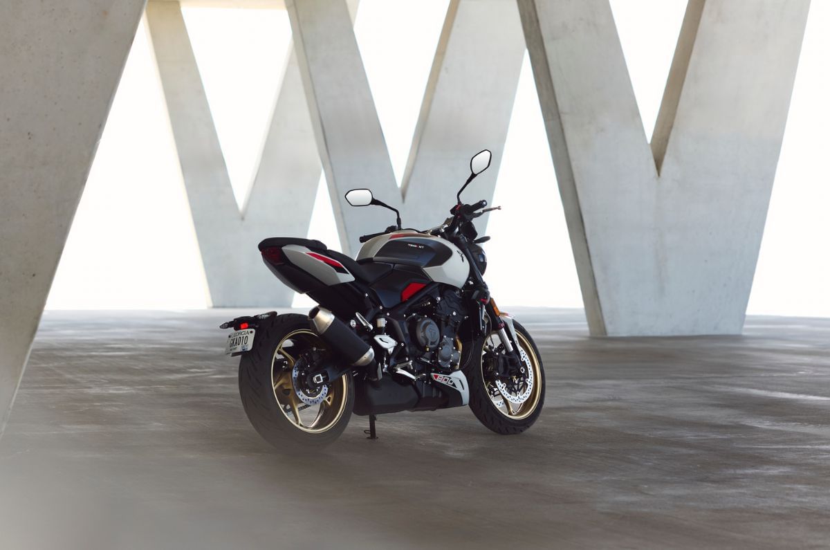 It has a kerb weight of 198kg.